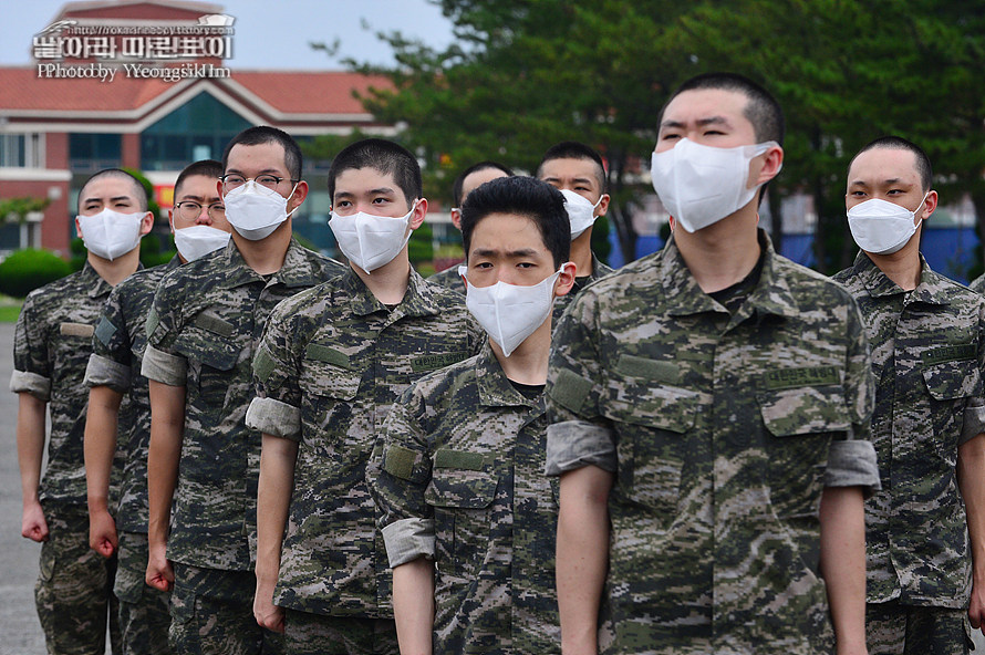 신병1297기1교육대1주차_제식훈련_0154.jpg