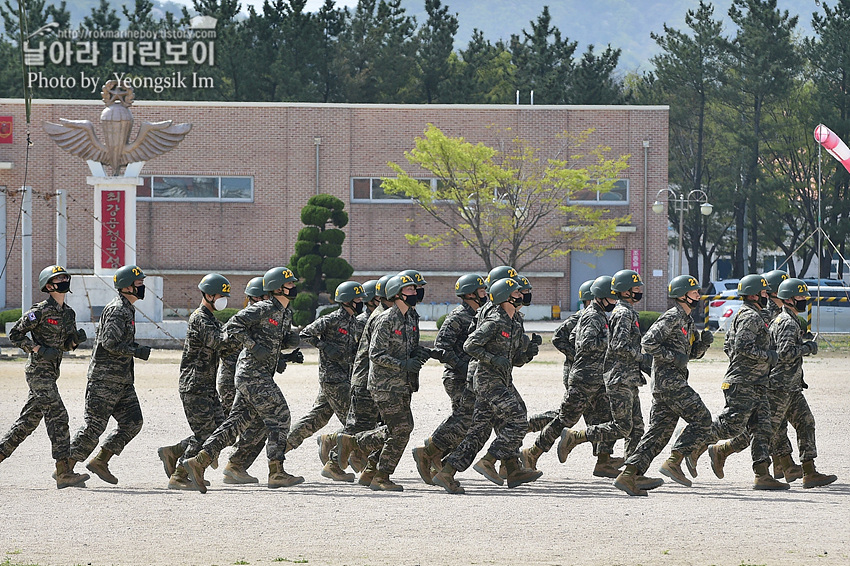 신병 1267기 2교육대 6주차 공수기초1_9394.jpg