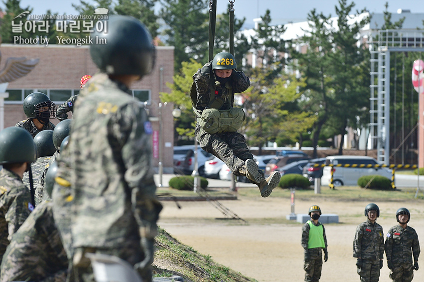 신병 1267기 2교육대 6주차 공수기초1_9140.jpg