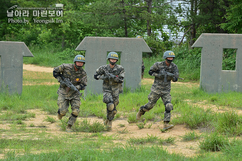 신병 1269기 1교육대 극기주 각개전투_8572.jpg