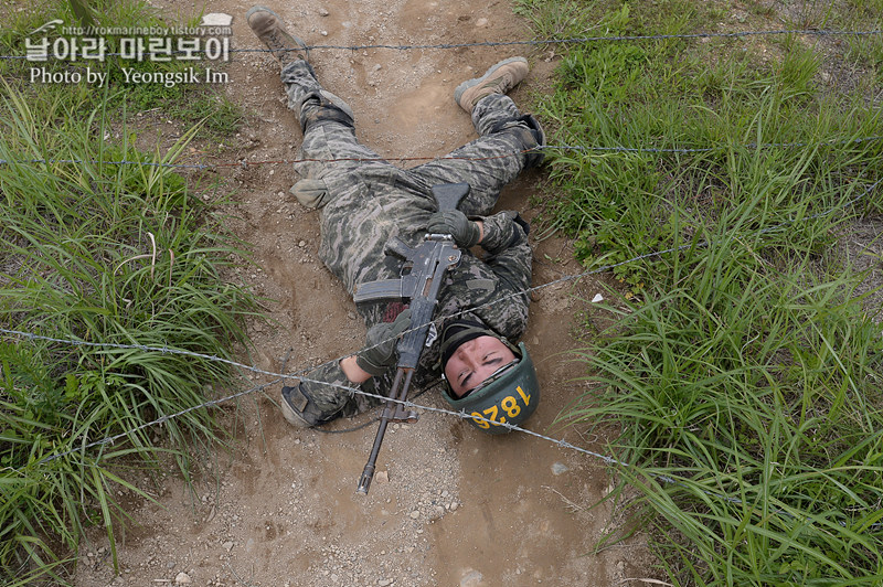 신병 1269기 1교육대 극기주 각개전투_7603.jpg