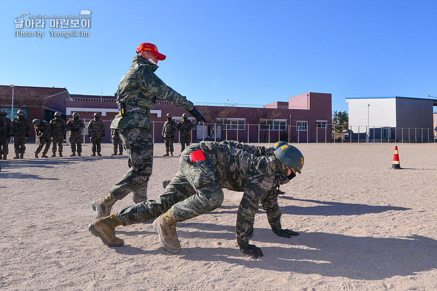 신병 1277기 1교육대 3주차 공수기초_8451.jpg