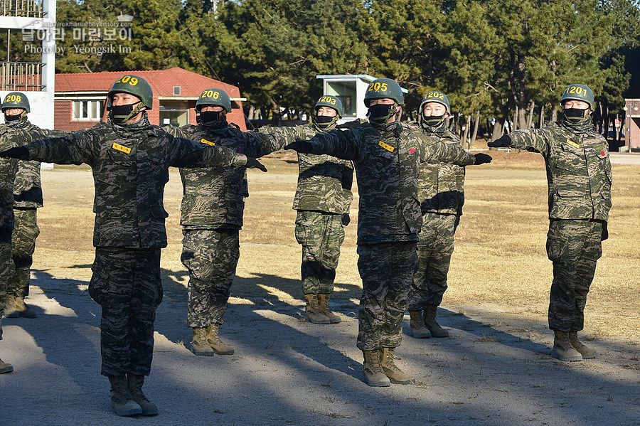 신병 1277기 1교육대 3주차 공수기초_8009.jpg