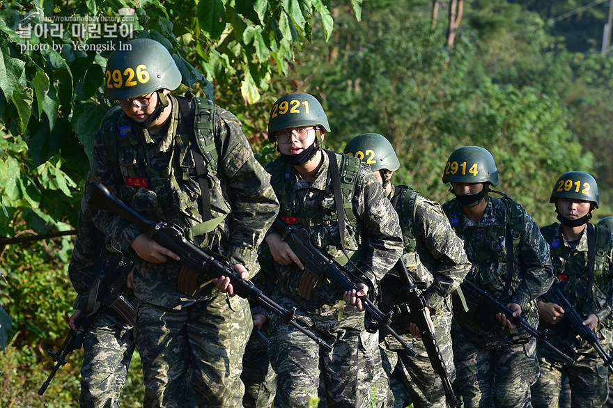 신병 1273기 2교육대 6주차 사격행군_6537.jpg