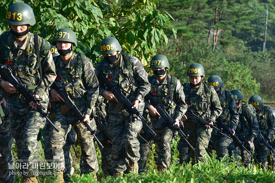 신병 1273기 2교육대 6주차 사격행군_6540.jpg