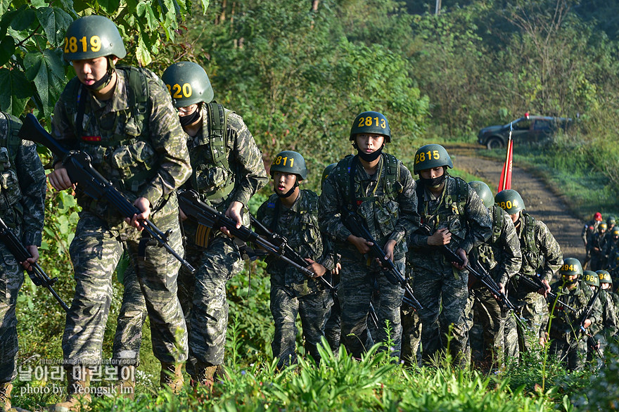 신병 1273기 2교육대 6주차 사격행군_6527.jpg