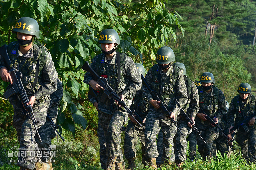 신병 1273기 2교육대 6주차 사격행군_6538.jpg