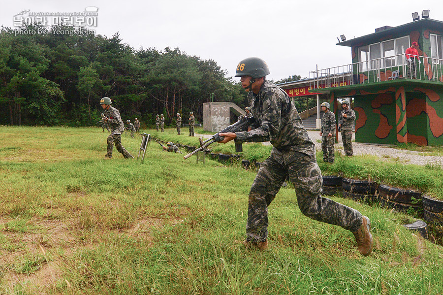 신병1297기1교육대_각개전투_4527.jpg