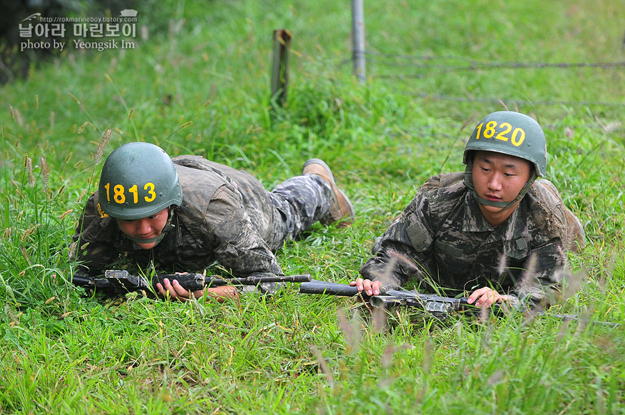 신병1297기1교육대_각개전투_5594.jpg