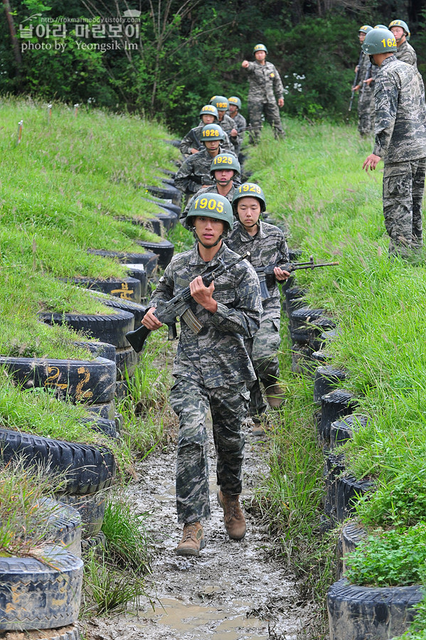 신병1297기1교육대_각개전투_5679.jpg