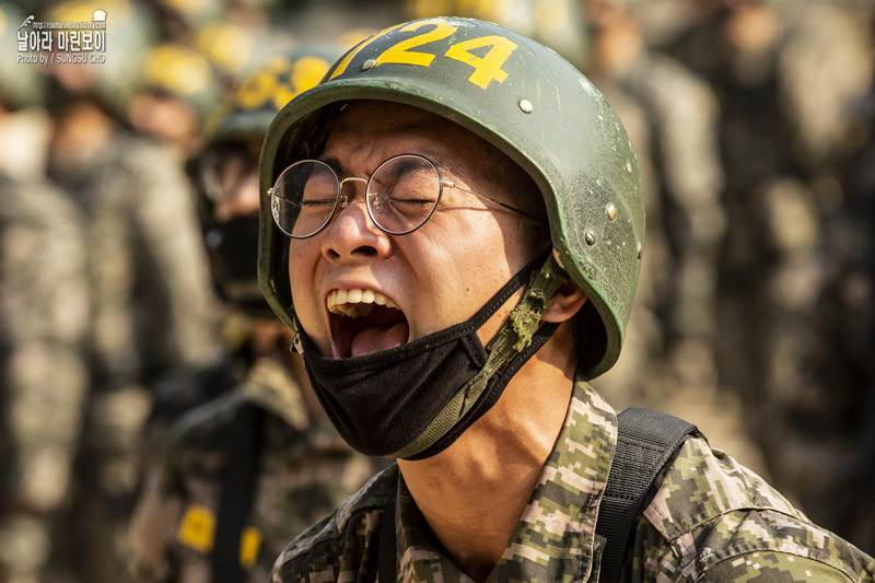 해병대 신병 1266기 3교육대 극기주 - 각개전투훈련, 산악돌격훈련.jpg