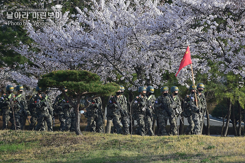 신병 1267기 1교육대 6주차 주둔지행군_9069.jpg