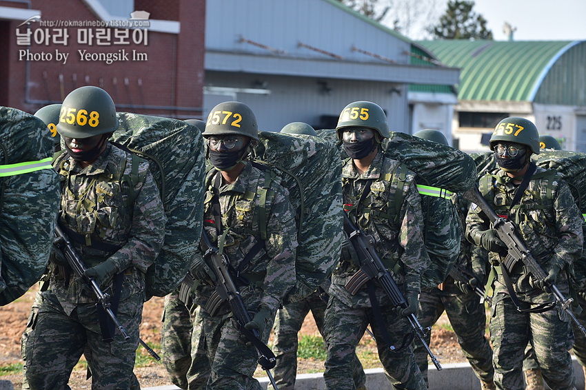 신병 1267기 2교육대 6주차 행군 무장구보_8961.jpg