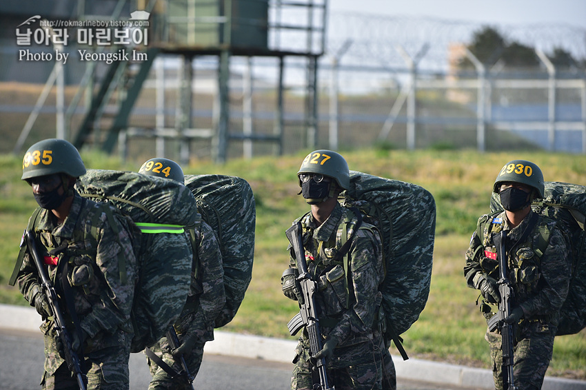 신병 1267기 2교육대 6주차 행군 무장구보_9050.jpg