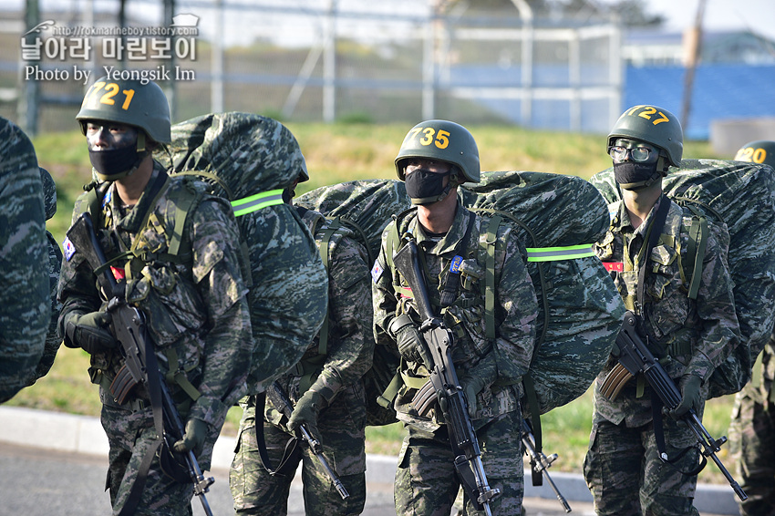 신병 1267기 2교육대 6주차 행군 무장구보_9009.jpg