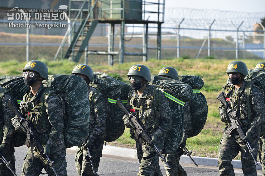 신병 1267기 2교육대 6주차 행군 무장구보_8983.jpg