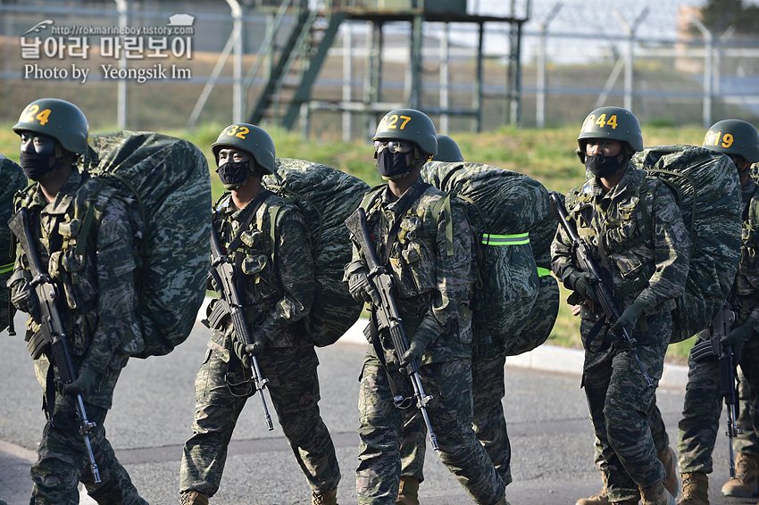 신병 1267기 2교육대 6주차 행군 무장구보_9030.jpg