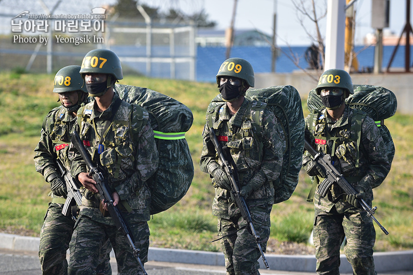 신병 1267기 2교육대 6주차 행군 무장구보_9017.jpg
