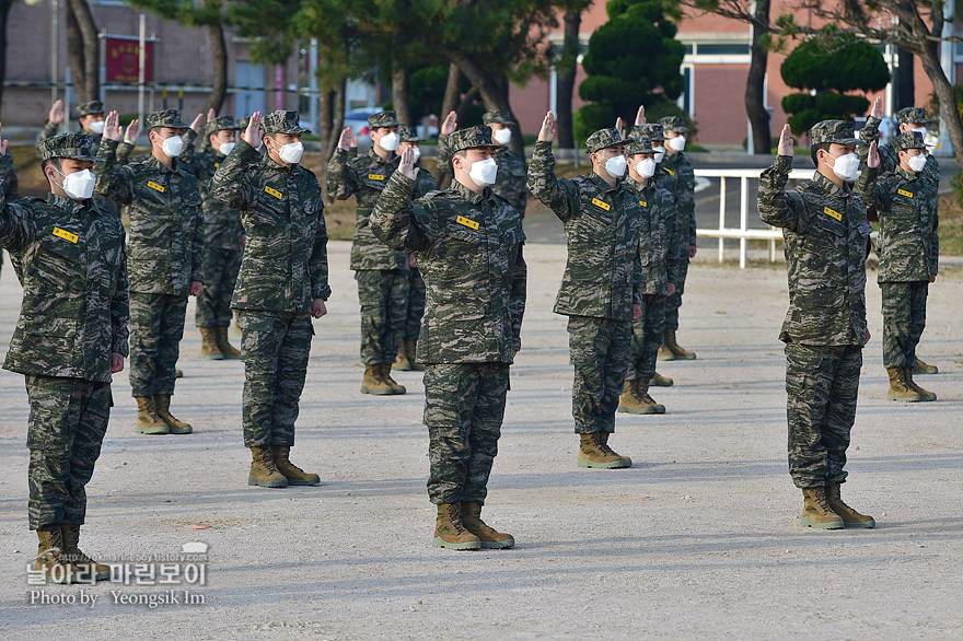 신병 1275기 1교육대 2주차 입소식_9316.jpg