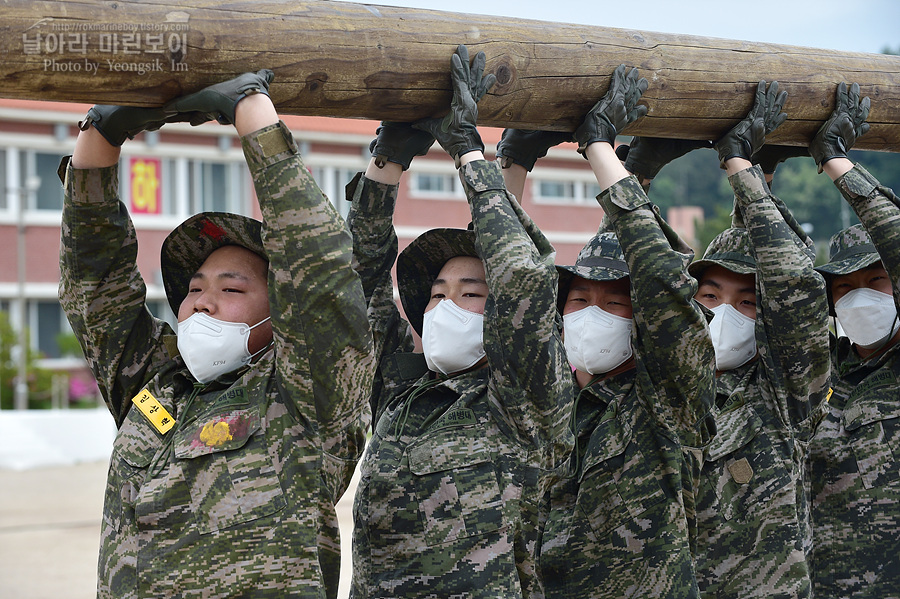 신병 1281기 1교육대 3주차 목봉장애물_4152.jpg