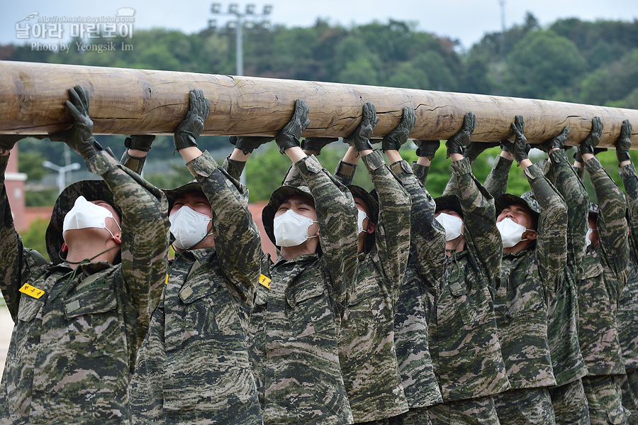 신병 1281기 1교육대 3주차 목봉장애물_4140.jpg