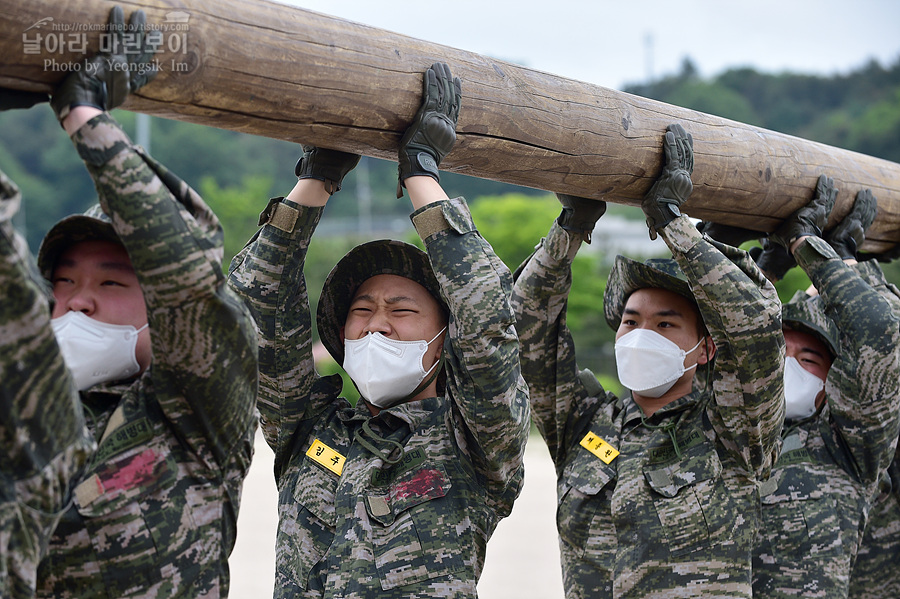 신병 1281기 1교육대 3주차 목봉장애물_4154.jpg