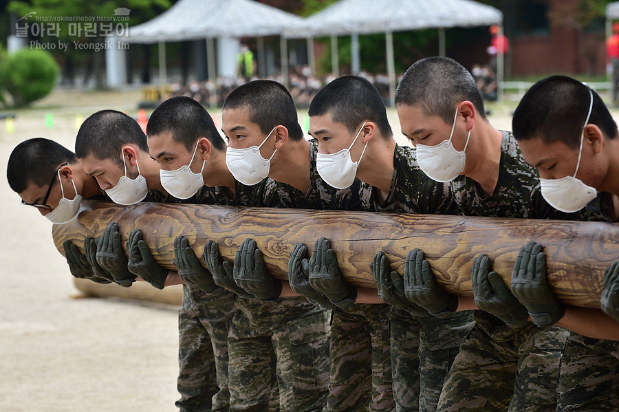 신병 1281기 1교육대 3주차 목봉장애물_3955.jpg