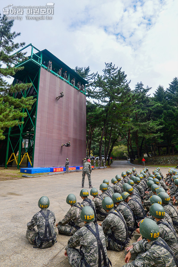 신병1297기1교육대_극기주2_4732.jpg