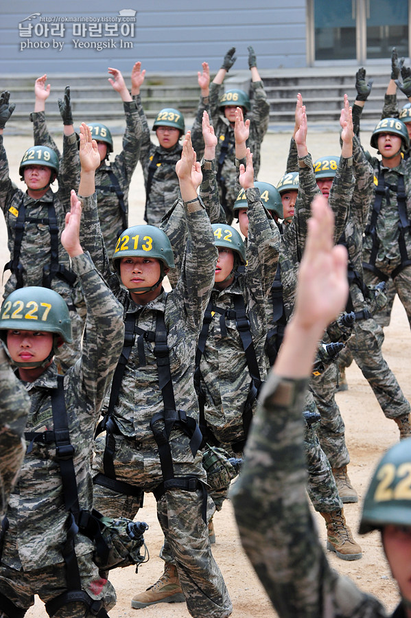 신병1297기2교육대_극기주1_5757.jpg