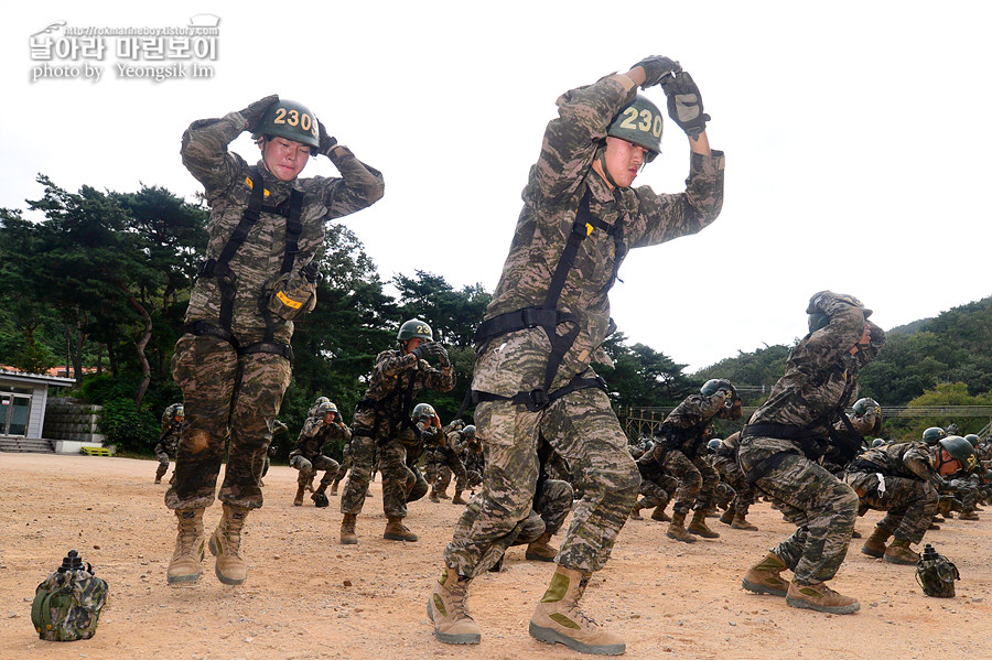 신병1297기2교육대_극기주1_4679.jpg