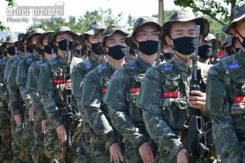 신병 1269기 2교육대 빨간명찰수여식_9151.jpg