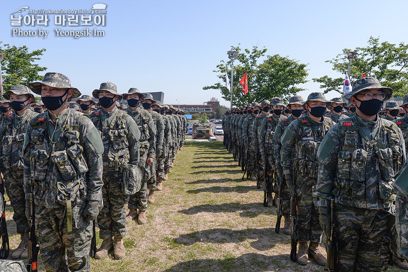 신병 1269기 1교육대 빨간명찰수여식_7667.jpg