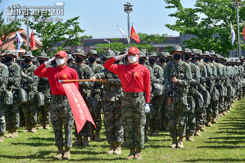 신병 1269기 2교육대 빨간명찰수여식_7762_7.jpg