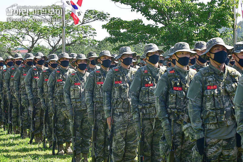 신병 1269기 1교육대 빨간명찰수여식_9024.jpg