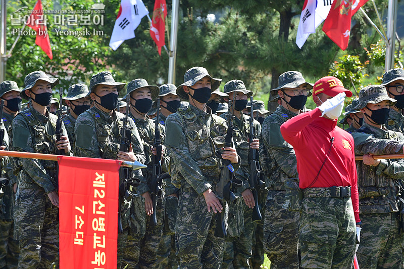 신병 1269기 2교육대 빨간명찰수여식_7762_11.jpg