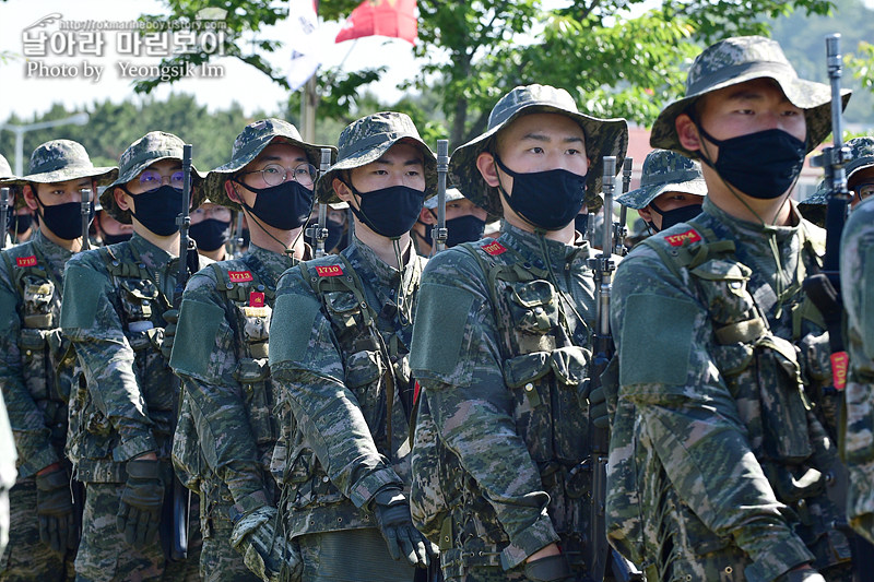 신병 1269기 1교육대 빨간명찰수여식_7632_2.jpg