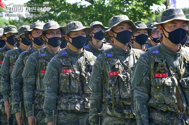 신병 1269기 2교육대 빨간명찰수여식_9139.jpg