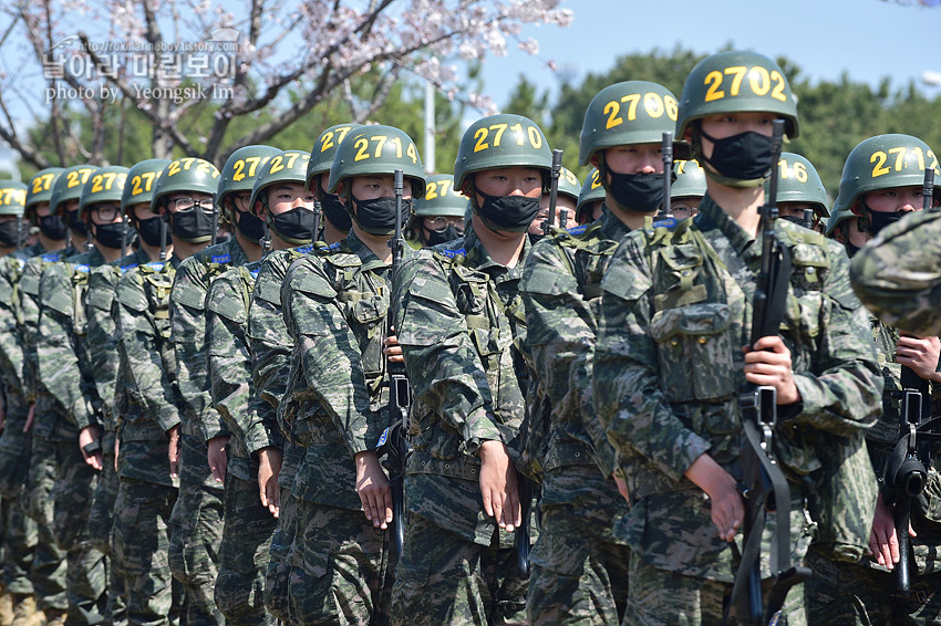 신병 1267기 2교육대 빨간명찰수여식_0908.jpg