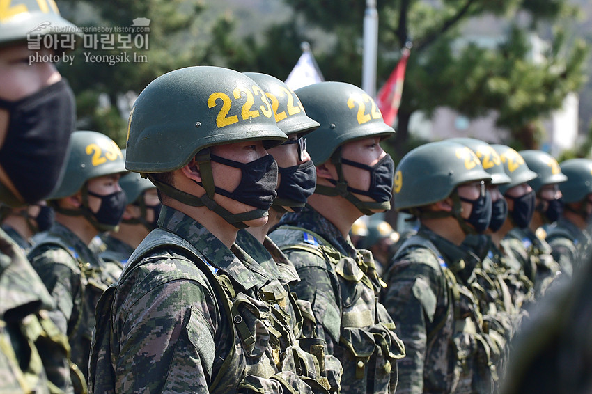 신병 1267기 2교육대 빨간명찰수여식_0920_3.jpg