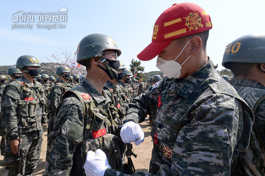 신병 1267기 1교육대 빨간명찰수여식_1093.jpg