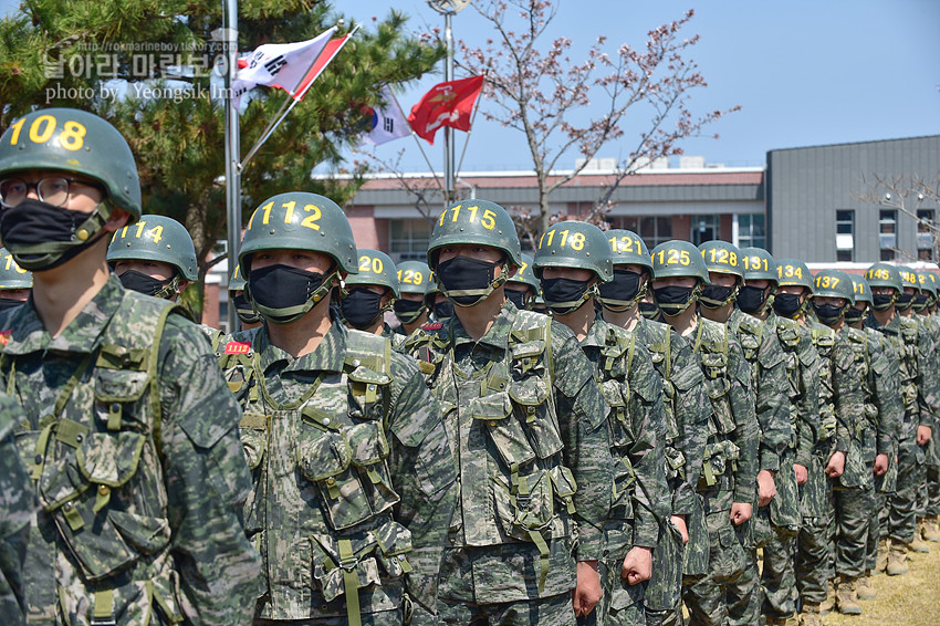 신병 1267기 1교육대 빨간명찰수여식_1046_18.jpg