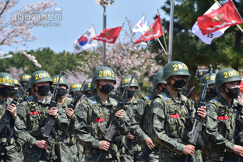 신병 1267기 2교육대 빨간명찰수여식_8621.jpg