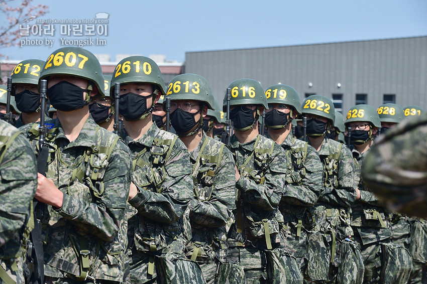 신병 1267기 2교육대 빨간명찰수여식_0914.jpg