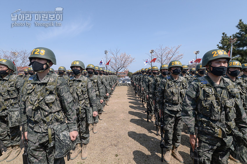 신병 1267기 2교육대 빨간명찰수여식_0945.jpg