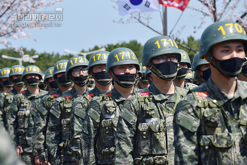 신병 1267기 1교육대 빨간명찰수여식_1046_10.jpg