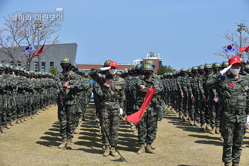 신병 1267기 1교육대 빨간명찰수여식_1046_3.jpg