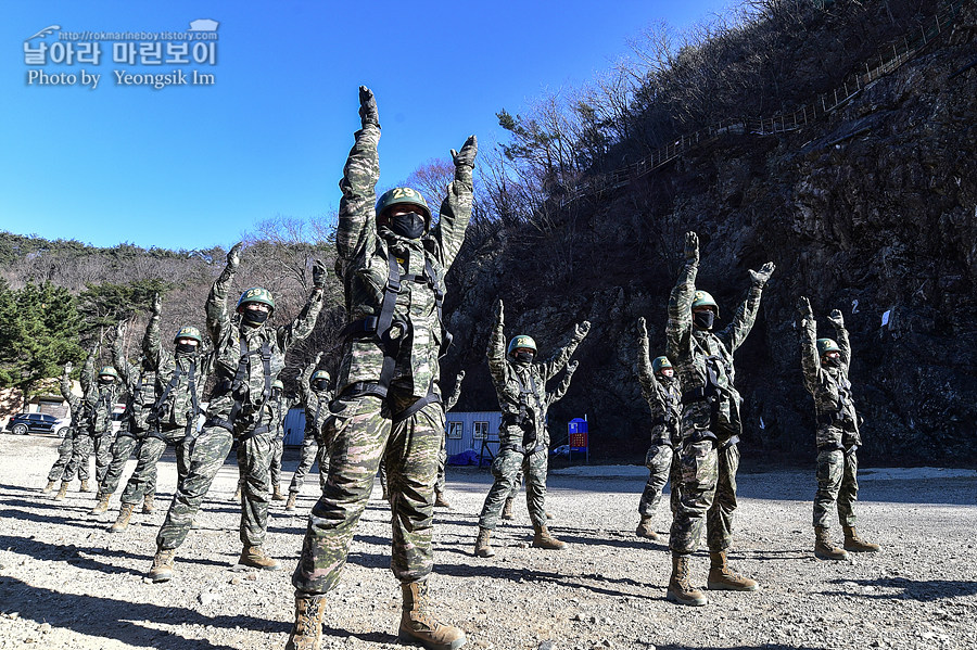 신병1289기_2극기주_유격_0298.jpg