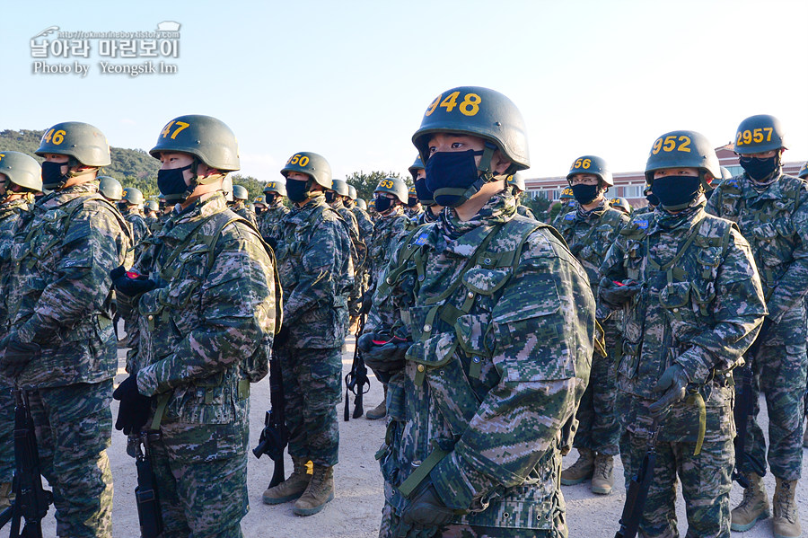 신병 1275기 빨간명찰수여식_0428.jpg