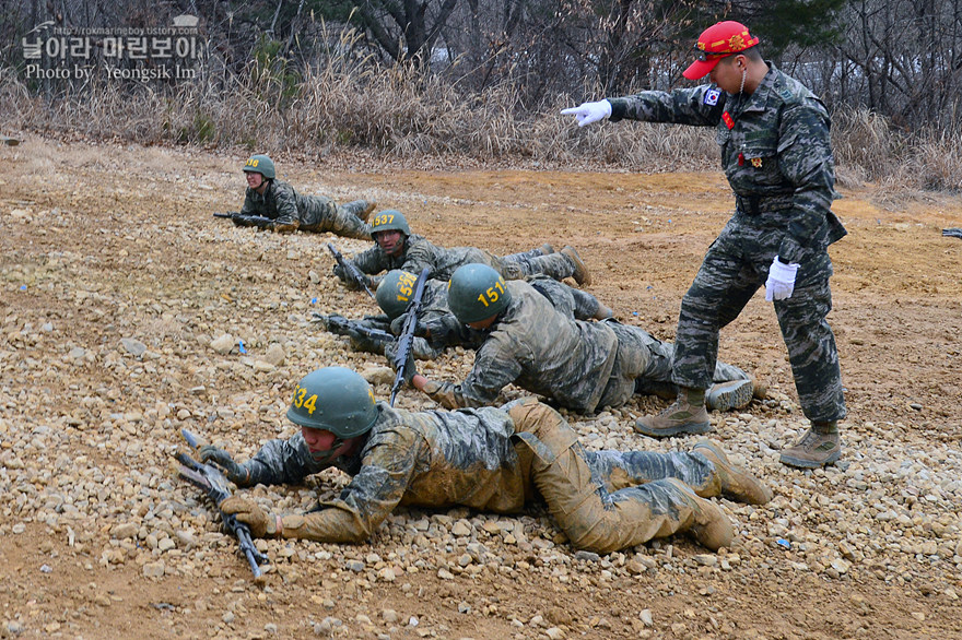 신병1301기_극기주_각개전투_2281_1.jpg