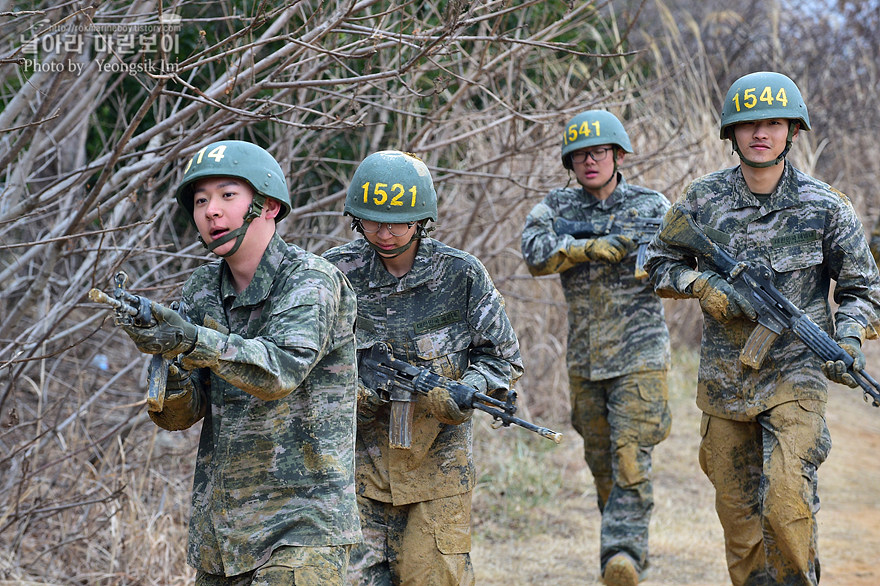 신병1301기_극기주_각개전투_2282.jpg